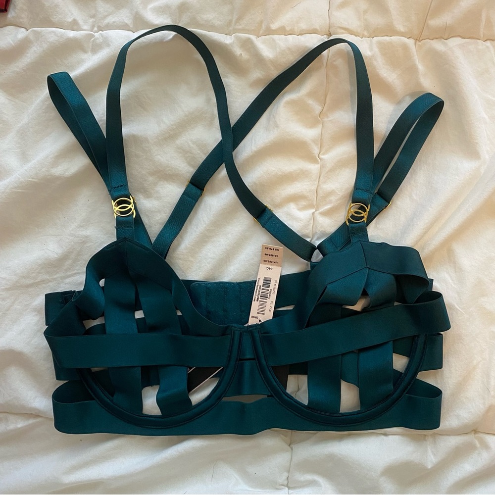 VS Lingerie Bra